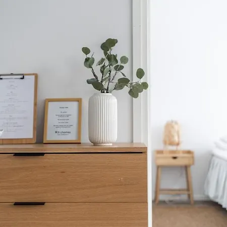 Modern 2br With Balcony & Location *