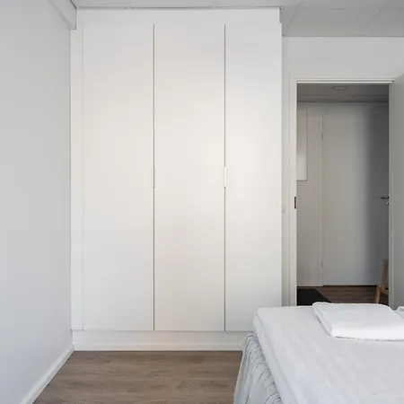 Modern 2br With Balcony & Location Διαμέρισμα Τάμπερε