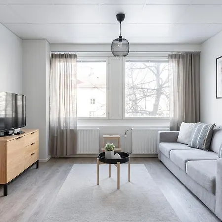 Modern 2br With Balcony & Location