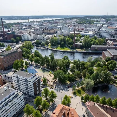 2br At Downtown With Balcony - Great Location تامبير