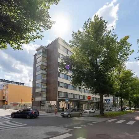 2br At Downtown With Balcony - Great Location