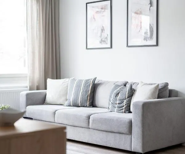 2br At Downtown With Balcony - Great Location شقة تامبير