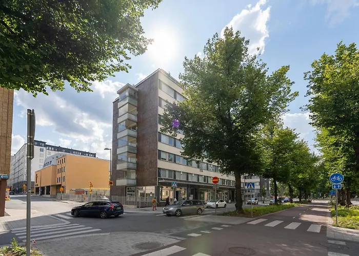 2br At Downtown With Balcony - Great Location